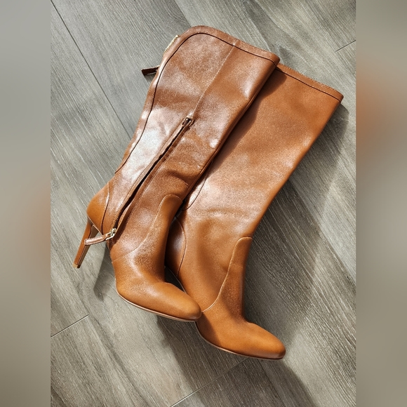 4" Nine West Heeled Boots - EXCELLENT condition - Picture 8 of 9